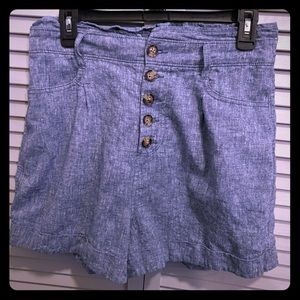 Linen shorts